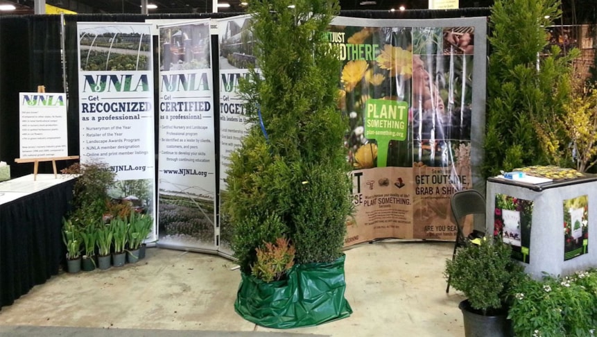 Retractable Banners, Pop-Up Banners and Stands